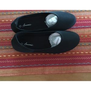 ARROMIC WOMENS SHOES BLACK SIZE 11